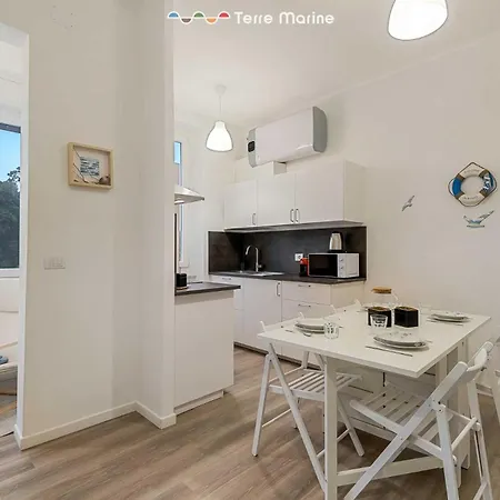 Appartamento Aramis, Terre Marine